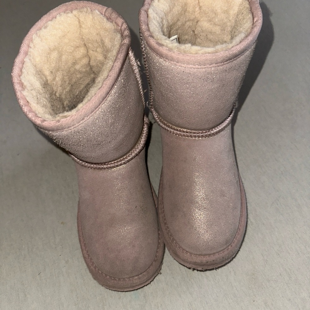 Cozy Pink Kids Size 1 Bear Paw Boots